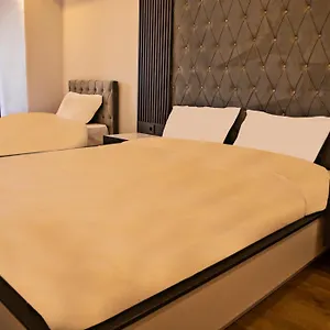 Otel Parla
